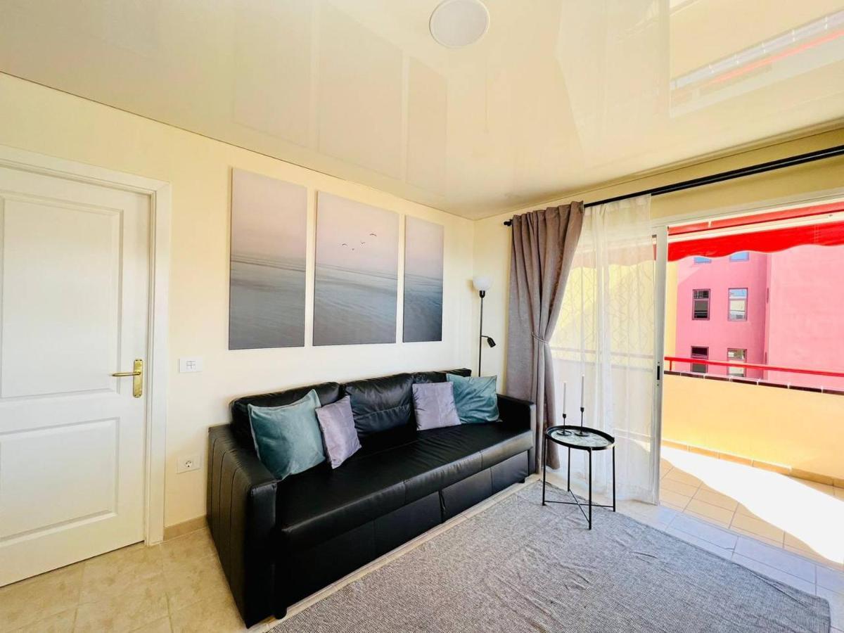 푸에르토 데 산티아고 Cozy Beachfront Flat With Pool & Panoramic Sea View Terrace 아파트 외부 사진