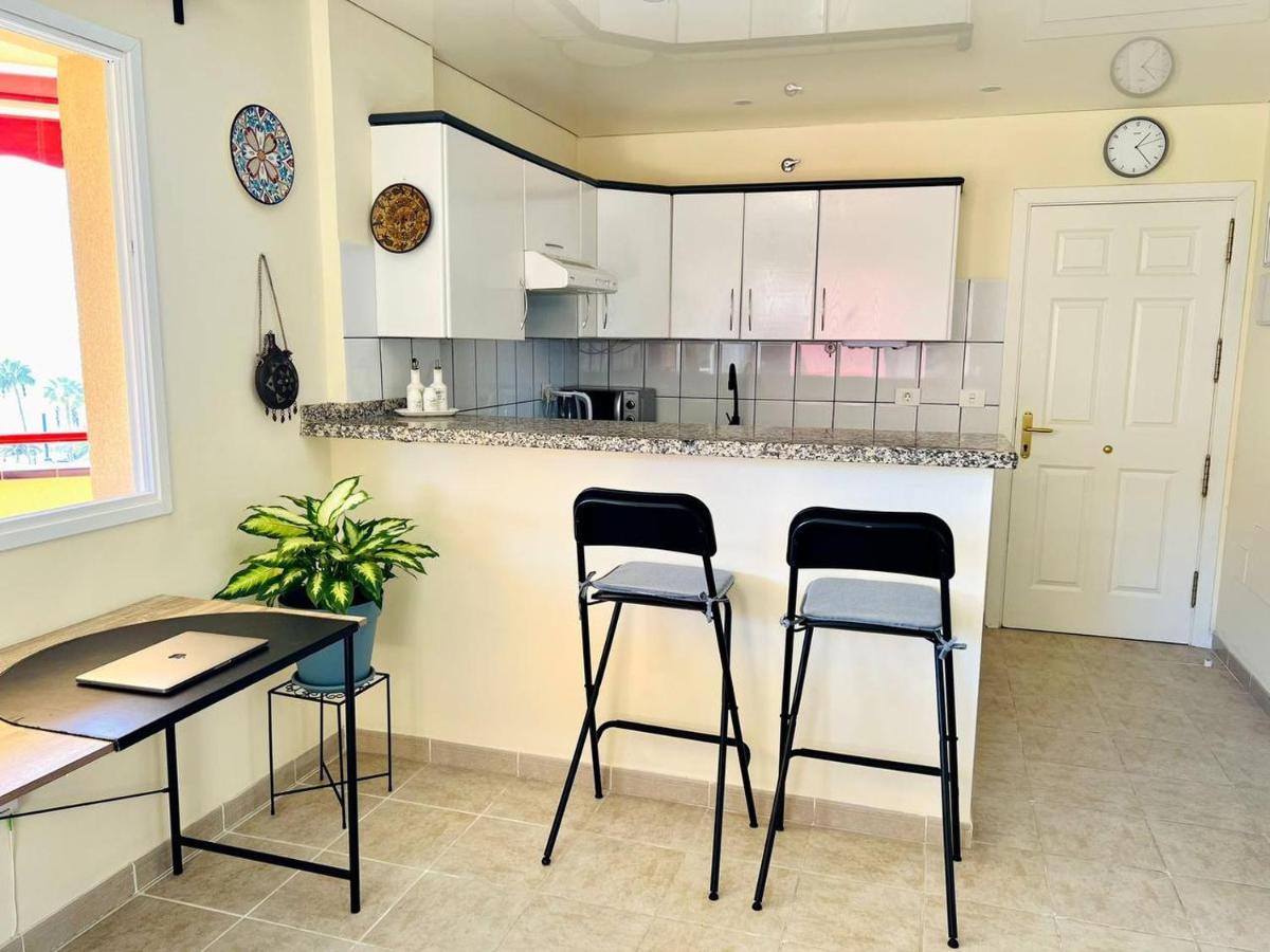 푸에르토 데 산티아고 Cozy Beachfront Flat With Pool & Panoramic Sea View Terrace 아파트 외부 사진